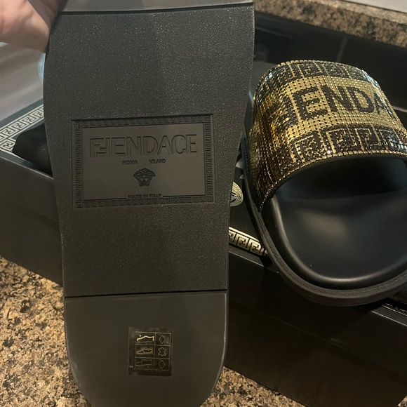 Authentic Fendaci Slides